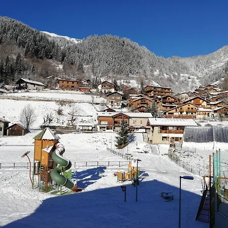 Cosy 4-6 Pers. Avec Balcon, Parking Et Wifi - Champagny-en-vanoise - Fr-1-638-12 Apartment