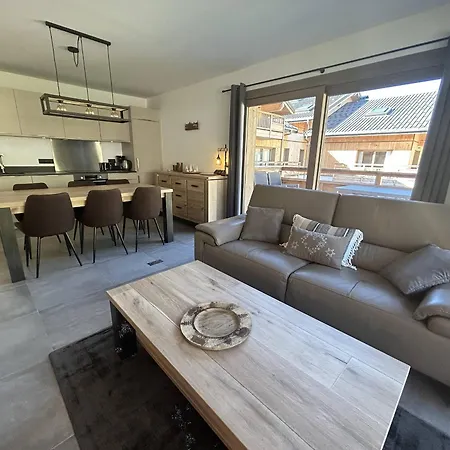 Apartment Cosy 4-6 Pers. Avec Balcon, Parking Et Wifi - Champagny-en-vanoise - Fr-1-638-12